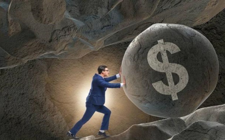 商品策略师警告美国经济走向“严重通缩衰退”