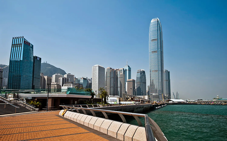 随着美国监管机构继续打击 香港表达了对加密货币的支持