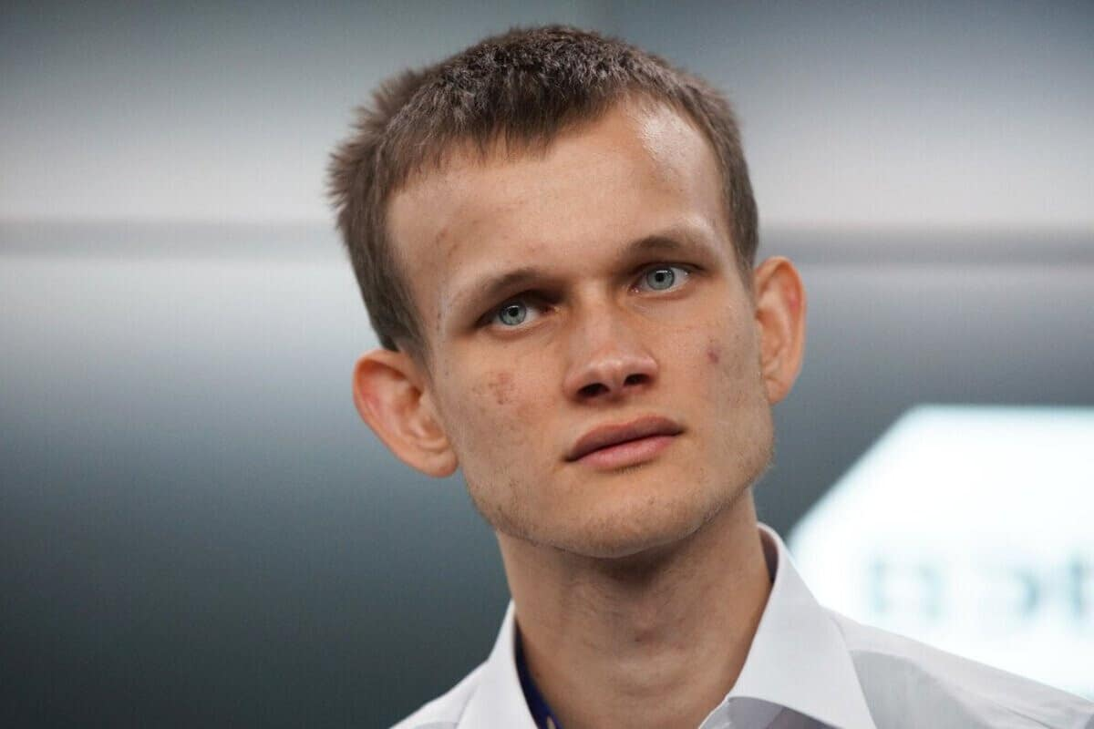 Vitalik Buterin将Web3偏离去中心化的趋势归咎于交易费用上涨