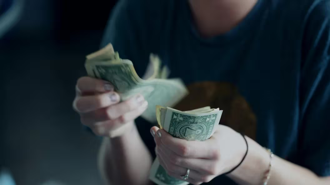 比特币这次闪电崩盘的原因是什么？